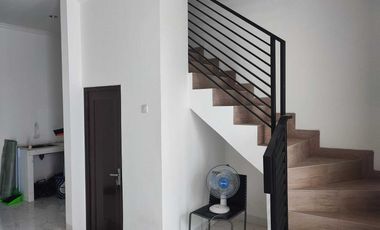 RUMAH BARU MURAH CLUSTER JALAN LEBAR MINIMALIS STRATEGIS DI JAGAKARSA