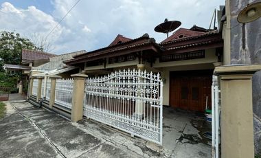 Rumah Luas Terawat Lokasi Strategis di Giripurwo Wonogiri (AA)