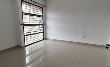 Sewa Rumah Sutera Olivia Alam Sutera 4BR Luas 10x20 Semi Furnished