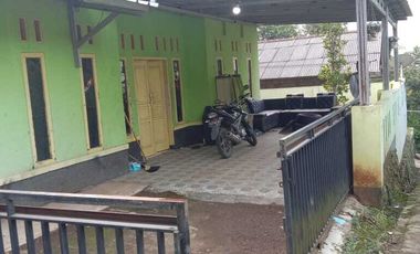 Di Jual Rumah Siap Huni,Dekat Gerbang Toll