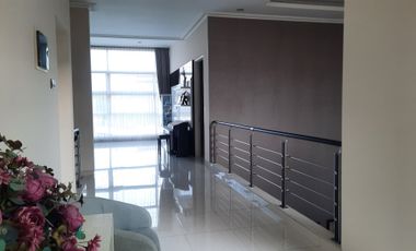 Rumah Palm Beach Pakuwon City Dekat Sekolah Cita Hati