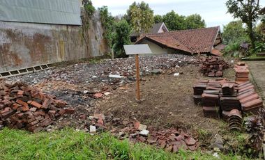 villa arca medika trawas dalam komplek