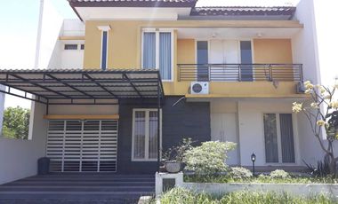 Rumah 2 Lantai Waterfront Citraland Furnished
