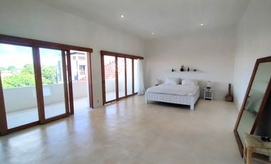 villa cantik di nusa dua,furnish,dkt tol,dan hotel bintang 5 ITDC