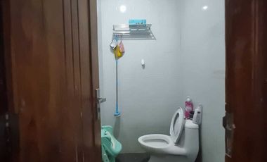 Rumah bagus 2 lantai di seturan dekat banyak kampus