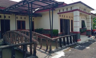 Rumah Villa Murah Tanah  Luas, Desa Sukawening Dramaga Kabupaten Bogor