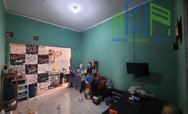 dijual rumah minimalis siap pakai dekat jala raya di Teras Boyolali