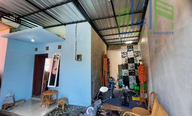 dijual rumah minimalis siap pakai dekat jala raya di Teras Boyolali