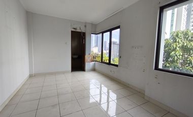 BEST VIEW, DISEWA RUMAH COSMO PARK 270M2 DIATAS MALL THAMRIN CITY