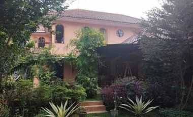 5,5M JADI 4,35M | Rumah Kolam Renang Godean, Villa 1439m MENAWAN