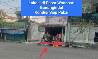 Ruko dijual dan rumah strategis di pasar kota wonosari gunungkidul