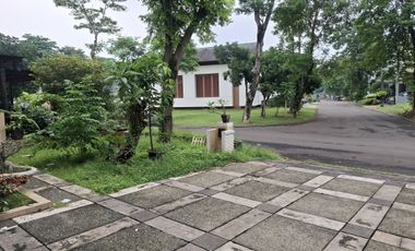 Disewakan Rumah 3 Lantai Furnish di Sutera Onyx, Alam Sutera Tangerang