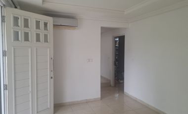 Disewakan Rumah 3 Lantai Furnish di Sutera Onyx, Alam Sutera Tangerang