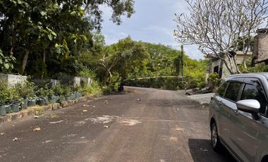 DIJUAL ETNIK VILLA DI NUSA DUA KUTA SELATAN BADUNG