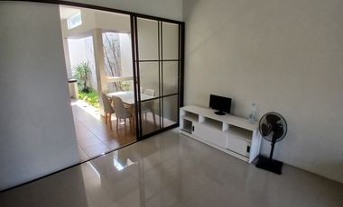 Rumah Modern Tropis 3 KT strategis di Komplek Asabri  Jatiasih