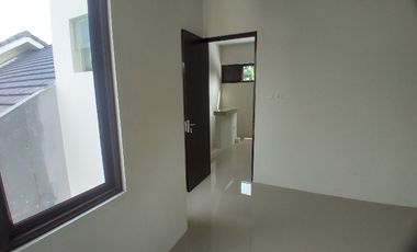 Rumah Modern Tropis 3 KT strategis di Komplek Asabri  Jatiasih