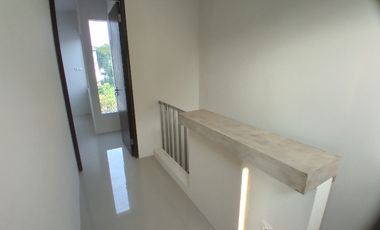 Rumah Modern Tropis 3 KT strategis di Komplek Asabri  Jatiasih