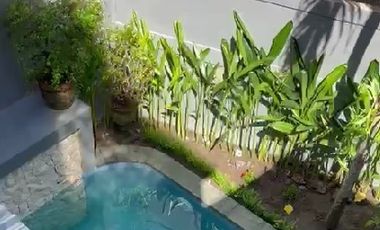 Rumah di area Gatot  Subroto barat view sawah dan ada Pool nya