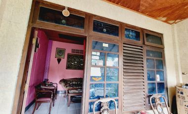 Rumah hitung tanah Serengan solo kota dijual murah BU