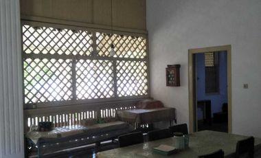 Dijual Cepat Rumah Lama Tanah Luas Samping Polres Madiun Cocok Usaha