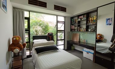 Dijual Rumah Mewah 2 Lantai Tengah Kota Siap Huni di Gajahan, Solo