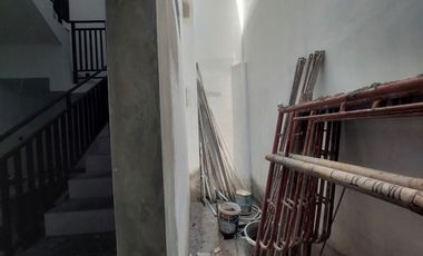 Rumah Mewah Cantik Siap Huni di Fajar Indah Solo