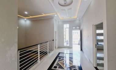 Rumah Mewah Baru Cantik di Banyuagung Solo (DR)