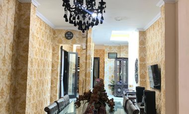 Rumah di kompleks Graha Permata Kota Selagalas