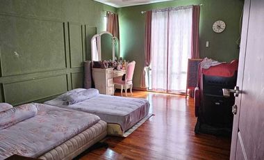 Dijual Rumah di Parahyangan Rumah Villa PRV