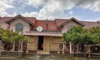 Rumah Luas Dan Strategis Di Kota Padang, Cuma 5 Menit Dari Uin