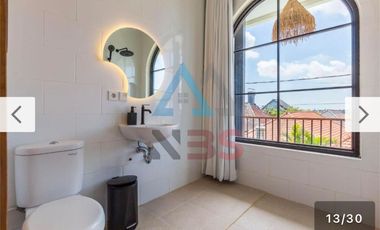 Dijual villa modern  Lokasi Canggu Tibubeneng Bali Indonesia