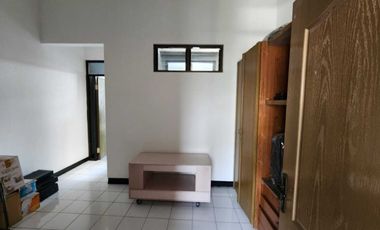 Rumah 2 Lantai, Baru Full Renov, Strategis, Mojoarum, Surabaya
