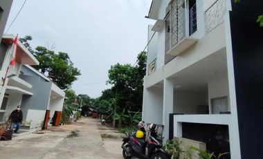 Tanah darat siap bangun sudah pondasi ada IMB di pedurenan Bekasi