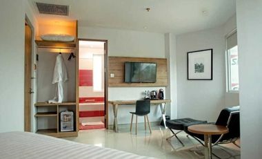 HOTEL BINTANG 3 DI JALAN RAYA JEMURSARI