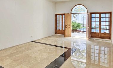 Disewakan rumah mewah luas pondok indah