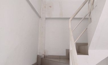 Ruko 3 Lantai Parkir Luas Bagus Rapi Bersih Cocok Kantor Gudang Besar