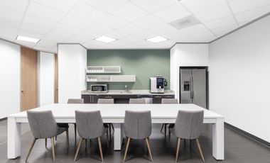 Regus - The Energy Building (Kantor Pribadi 2 Orang)