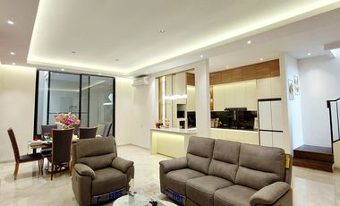 DIJUAL Rumah Full Furnished Mewah di Blossom Tanjung Bunga