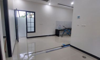 Rumah Baru Cantik Kekinan Perumahan di Palur Ngringo Jaten  Dekat UNS