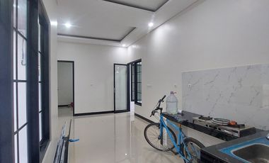 Rumah Baru Cantik Kekinan Perumahan di Palur Ngringo Jaten  Dekat UNS