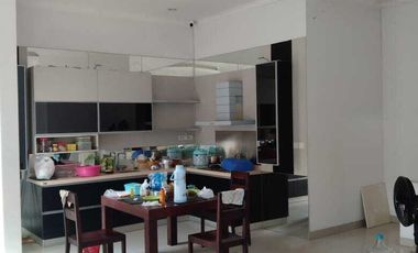 JUAL RUMAH MODERN DI SUNSET ROAD KUTA