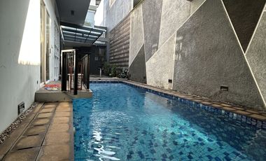 Turun harga Open Space modern Spacious House di Kavling Polri