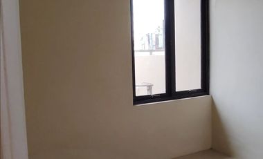 Unit Terbatas, Rumah Luas 5x20m Row Jalan 8m Di Wage Aloha, Bangah SDA