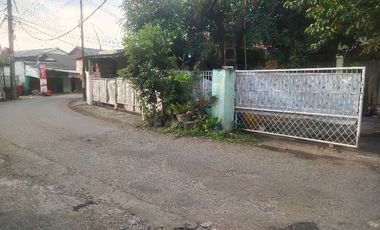 Rumah Kost  dekat Presiden University Bekasi