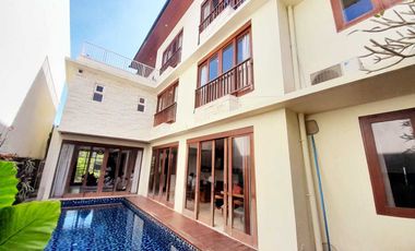 VILLA JIMBARAN DALAM KOMPLEKS EXCLUSIVE READY UNIT