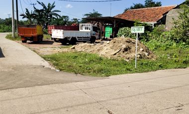 Disewakan Tanah 2500 m2 dekat Lippo Cikarang Bekasi