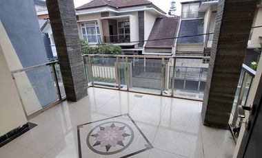 Dijual Rumah Mewah dan Besar kota Sukabumi 2 Lantai di Kodim Lama