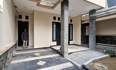 Dijual Rumah Mewah dan Besar kota Sukabumi 2 Lantai di Kodim Lama