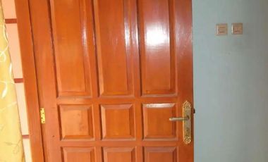 Rumah pajang laweyan luas dijual cepat jalan lebar aspal simpangan