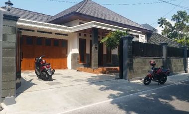 Rumah mewah baru sumber solo